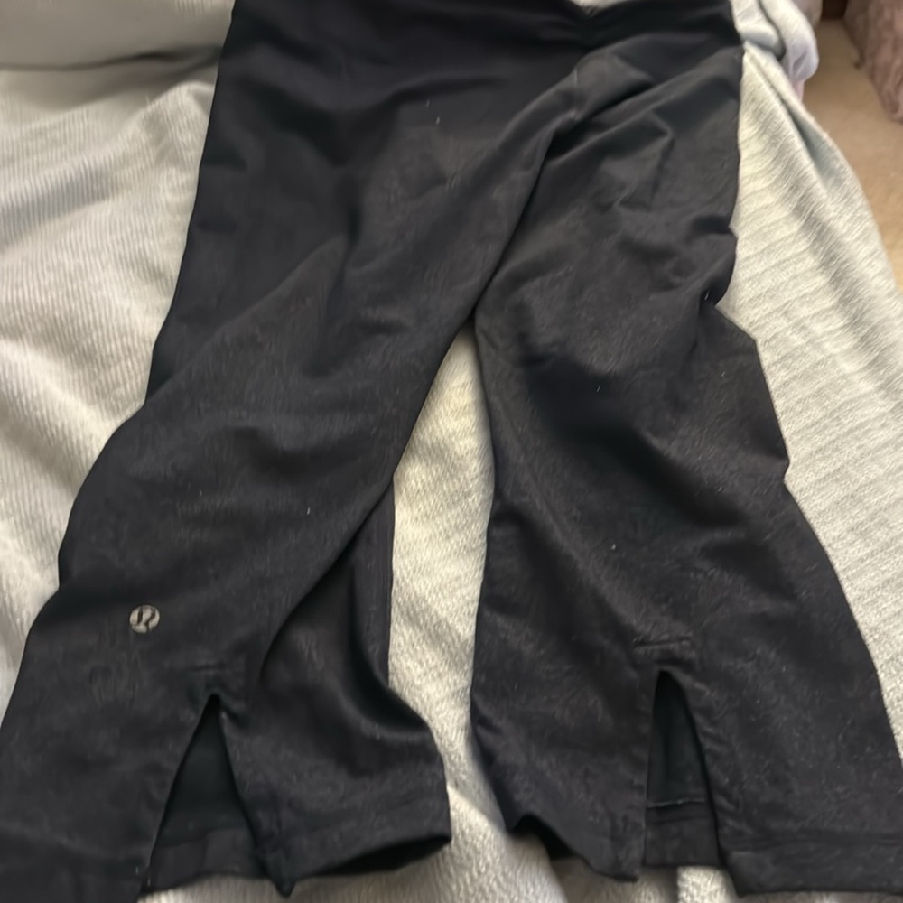 Lululemon Gather & Crow Crop